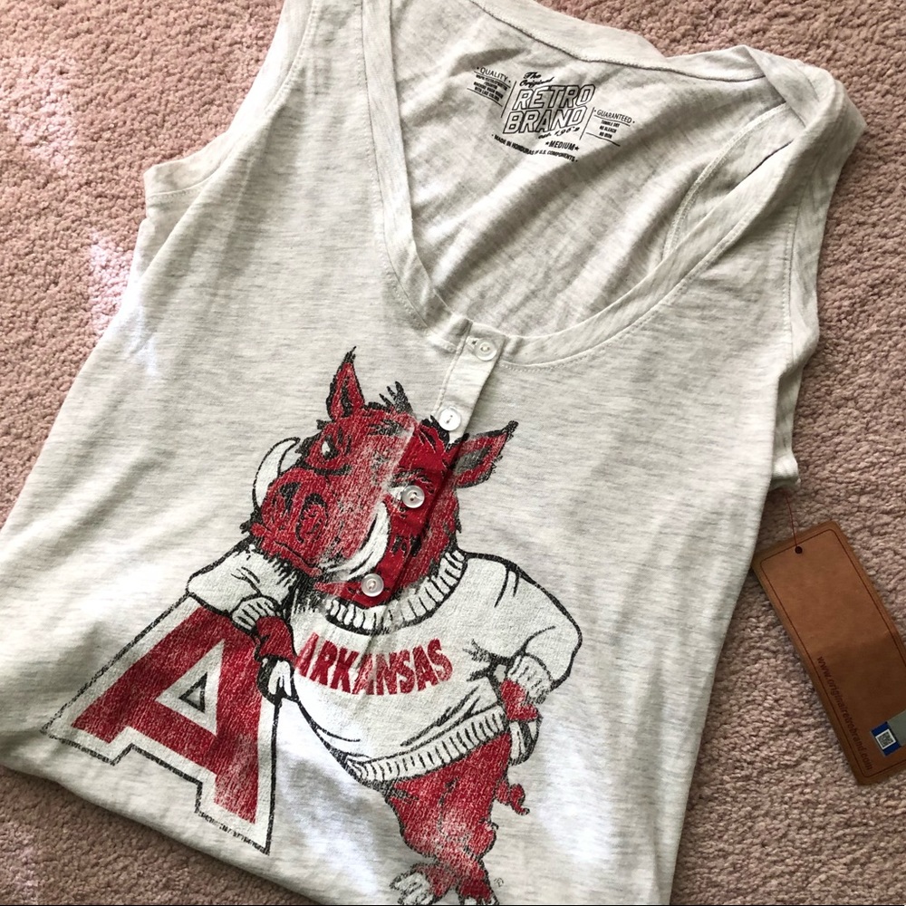 Razorback tank NWT